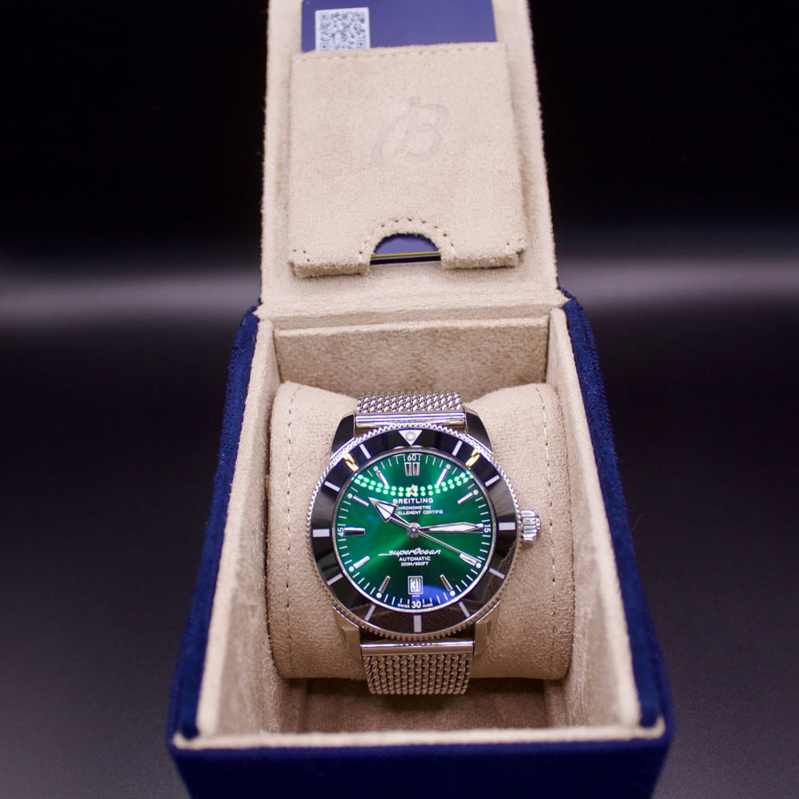 Breitling Green dial