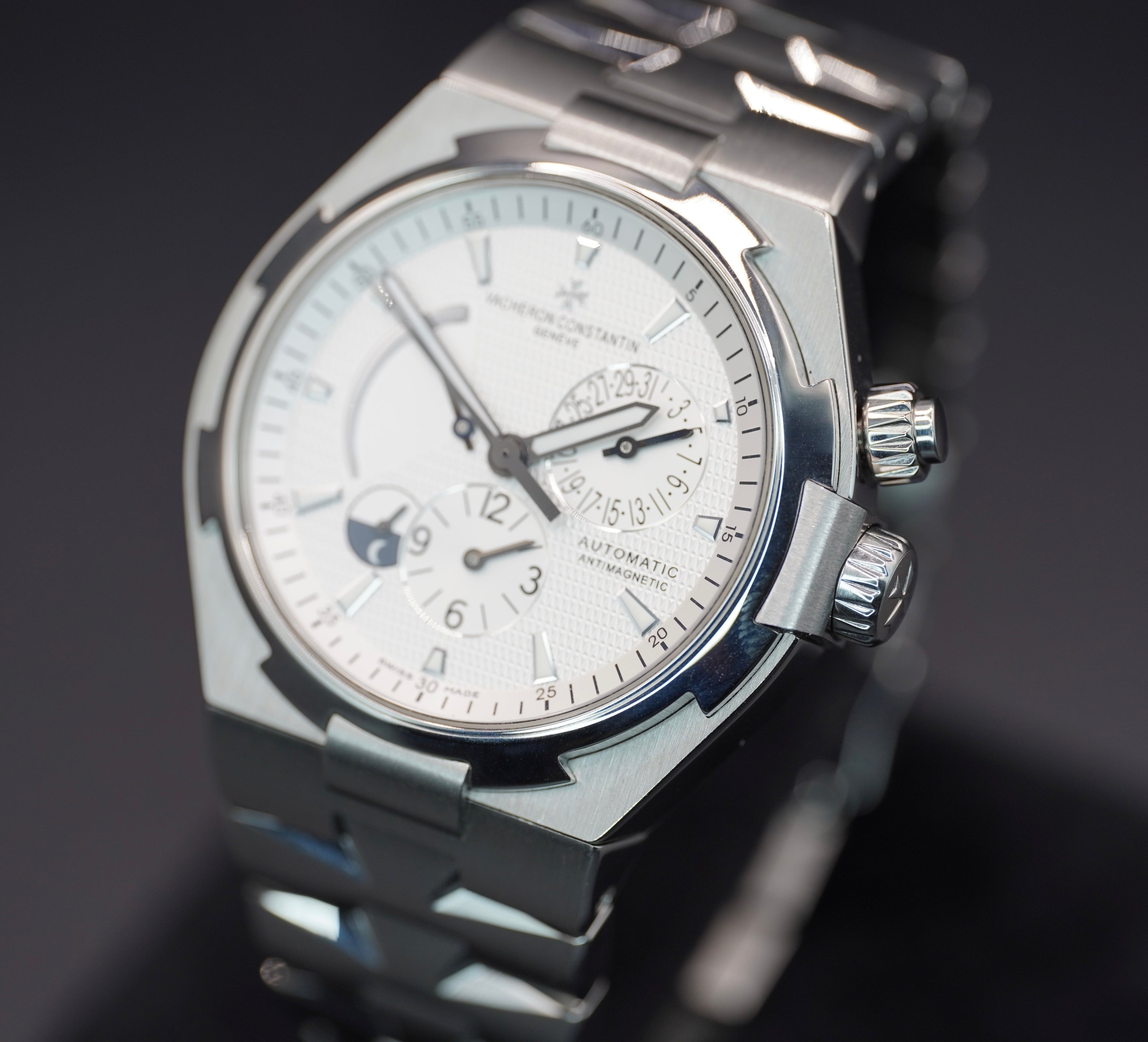 Vacheron Constantin Overseas Dual Time White Dial 47450/B01A-9226