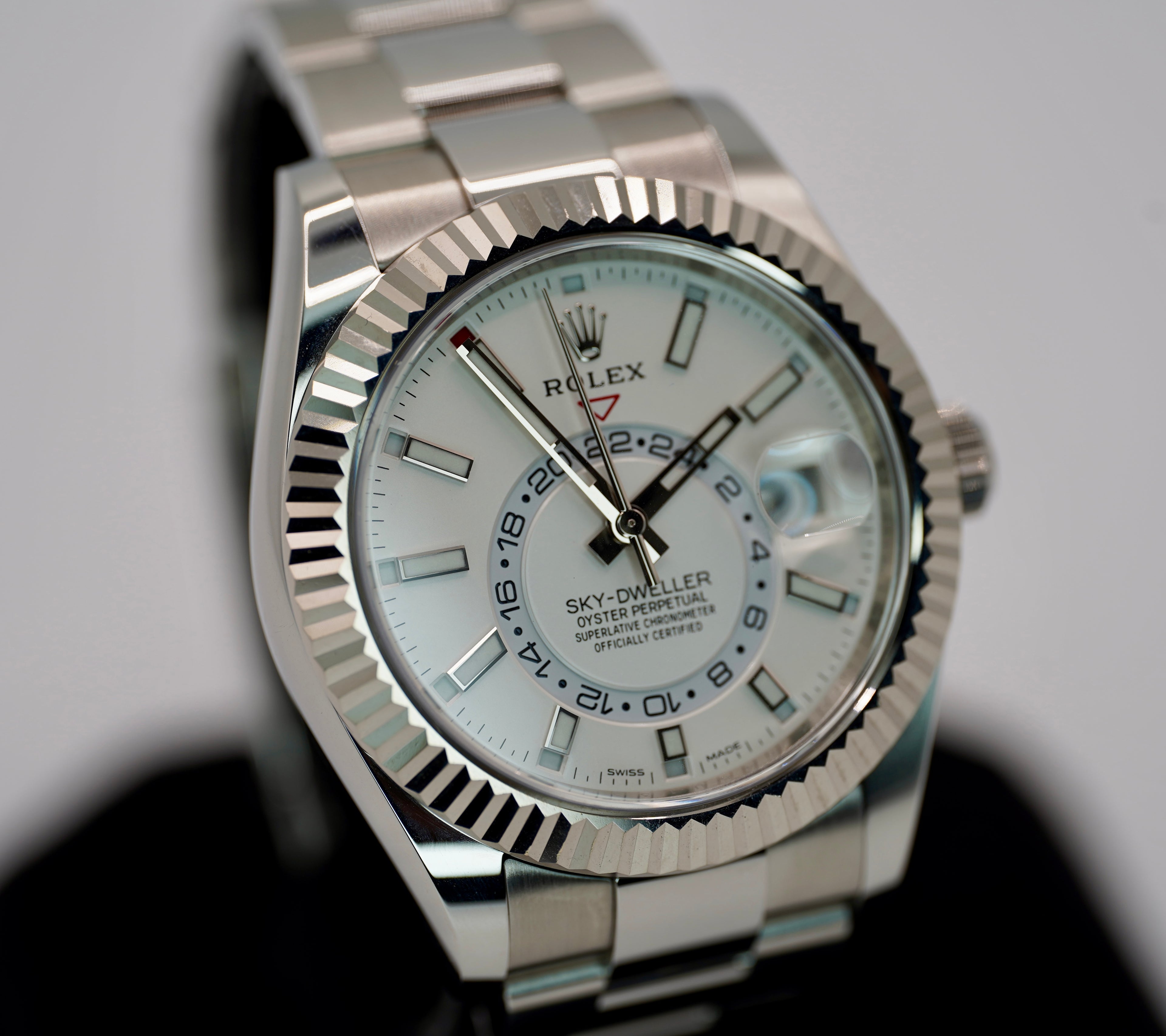 Rolex SkyDweller White Dial on Oyster 326934