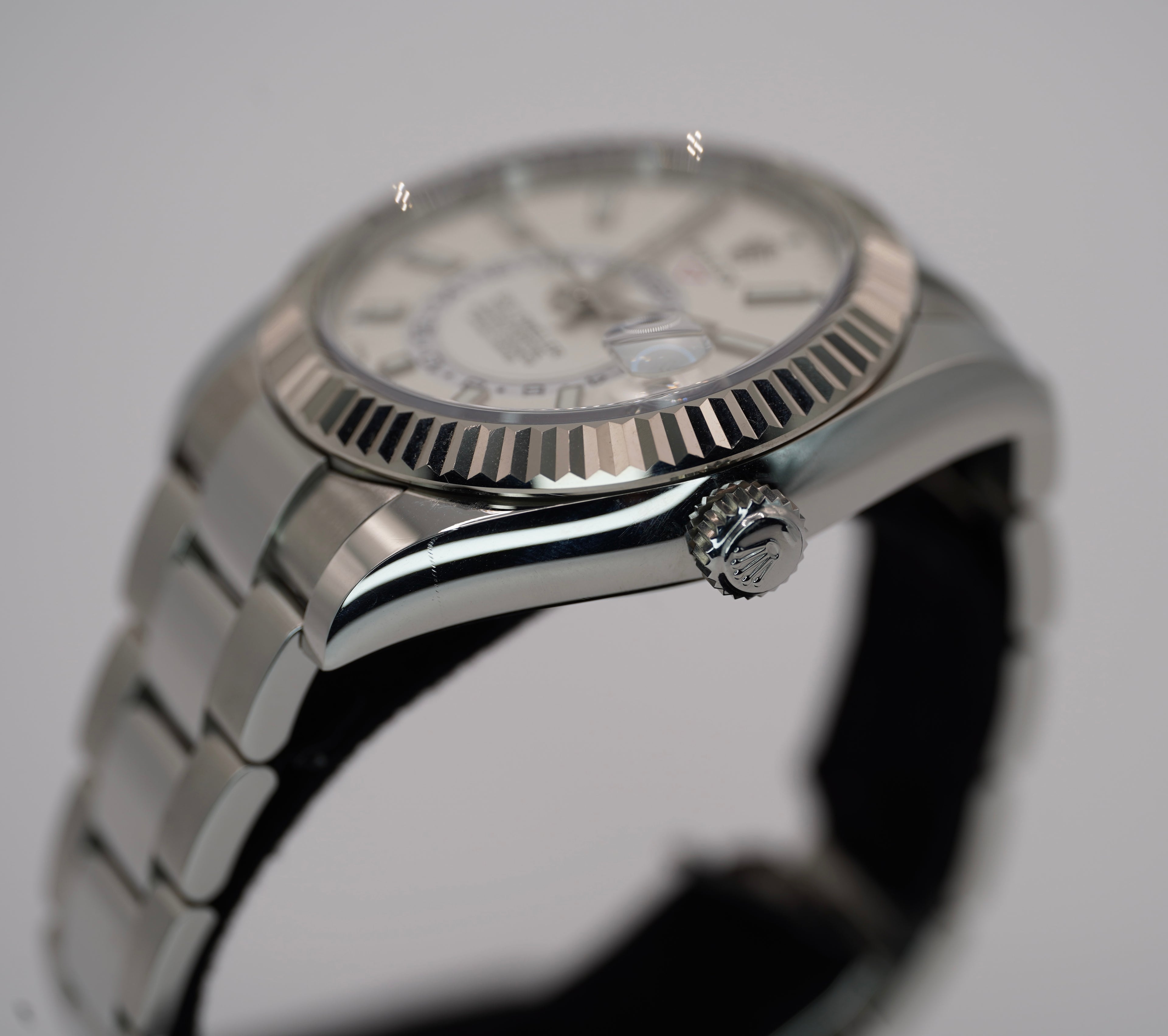 Rolex SkyDweller White Dial on Oyster 326934