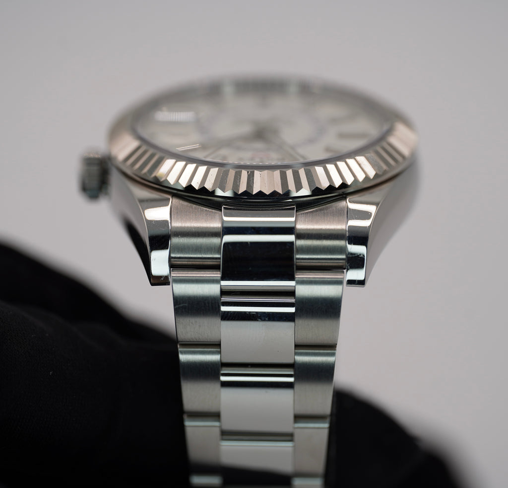 Rolex SkyDweller White Dial on Oyster 326934