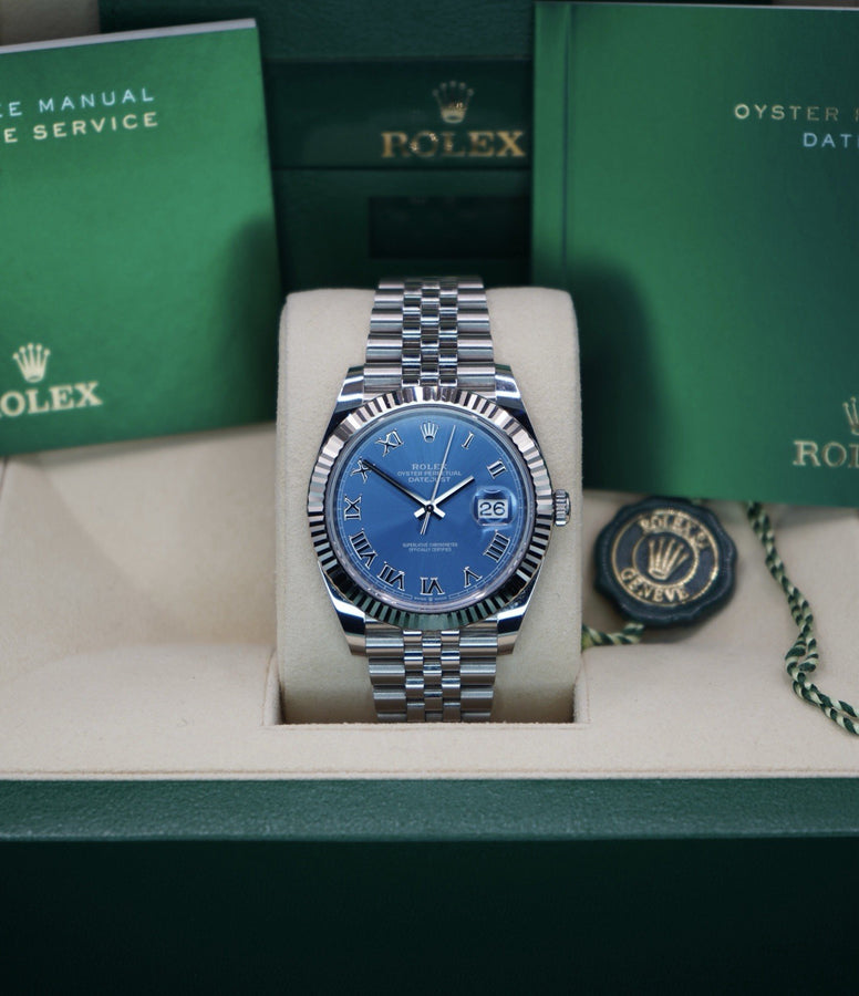 Rolex Datejust 126334 Blue Roman Silver Jubilee Bracelet with Gold Bezel