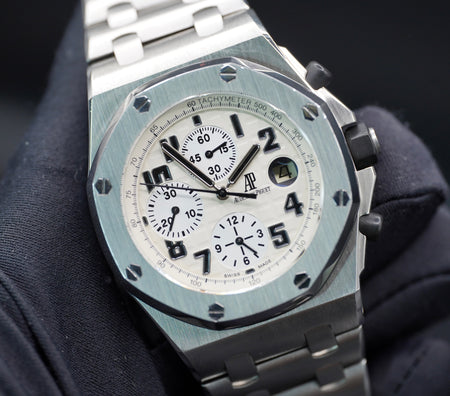 Audemars Piguet Offshore Selfwinding Chronograph White Dial on Stainless Steel 26020ST.OO.D091CR.01 Papers 2009