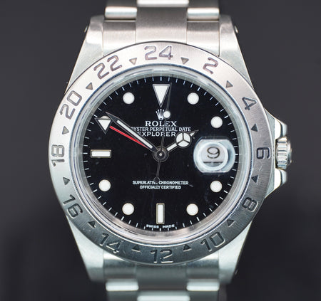 Rolex Explorer II Black Dial on Oyster 16570 Complete