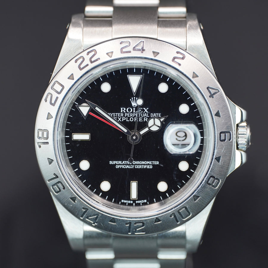 Rolex Explorer II Black Dial on Oyster 16570 Complete