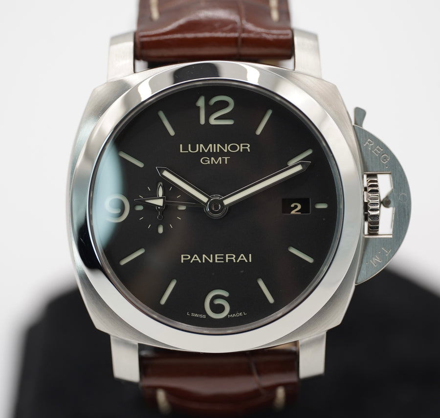 Panerai Luminor GMT Dial on PAM00320 Complete