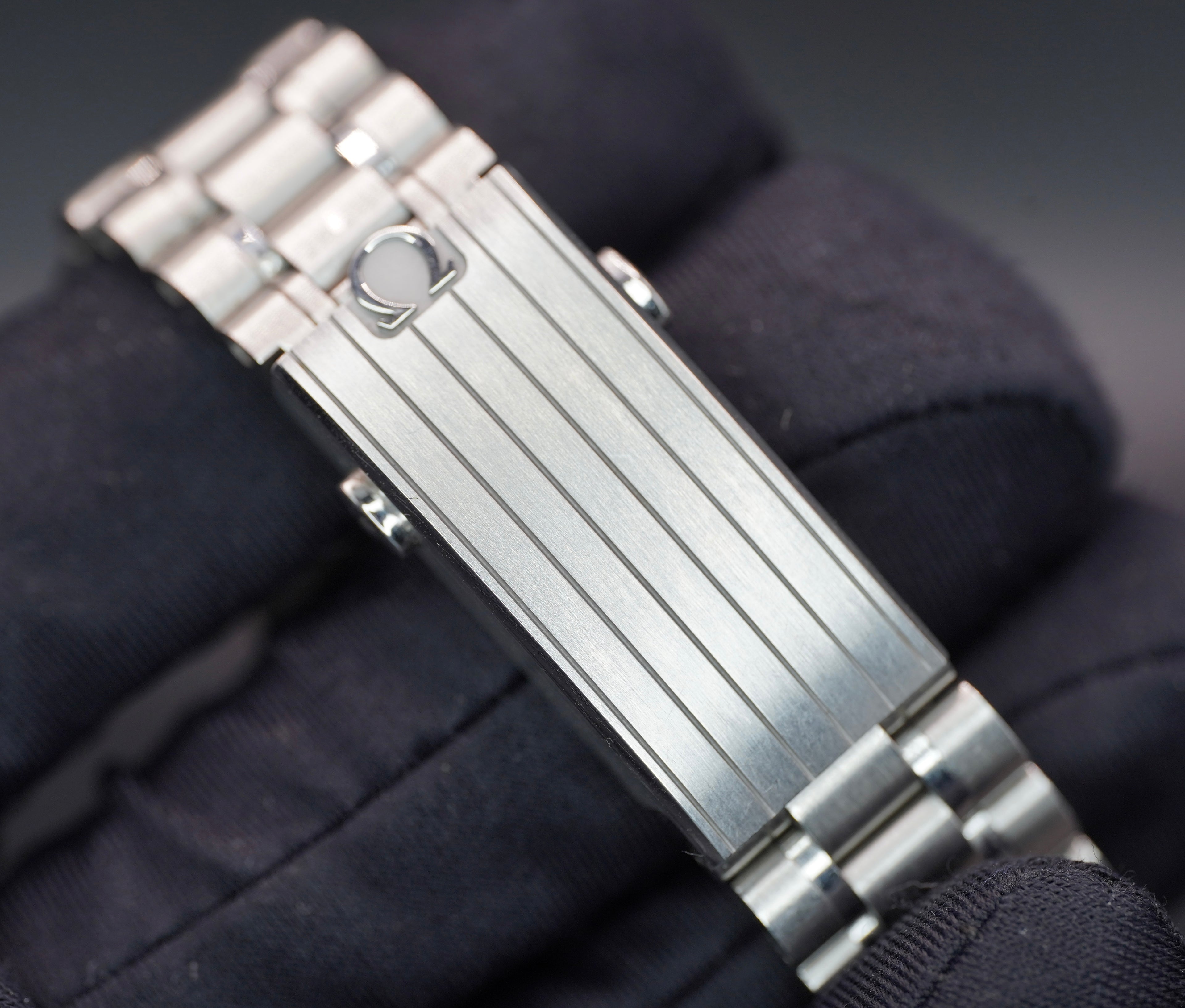 Omega Speedmaster Moonwatch Professional White Dial on Bracelet 310.30.42.50.04.001
